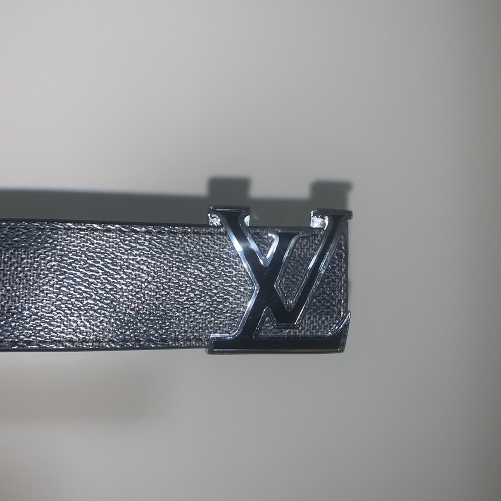 Lightly used Louis Vuitton Damier Belt Size 38/110